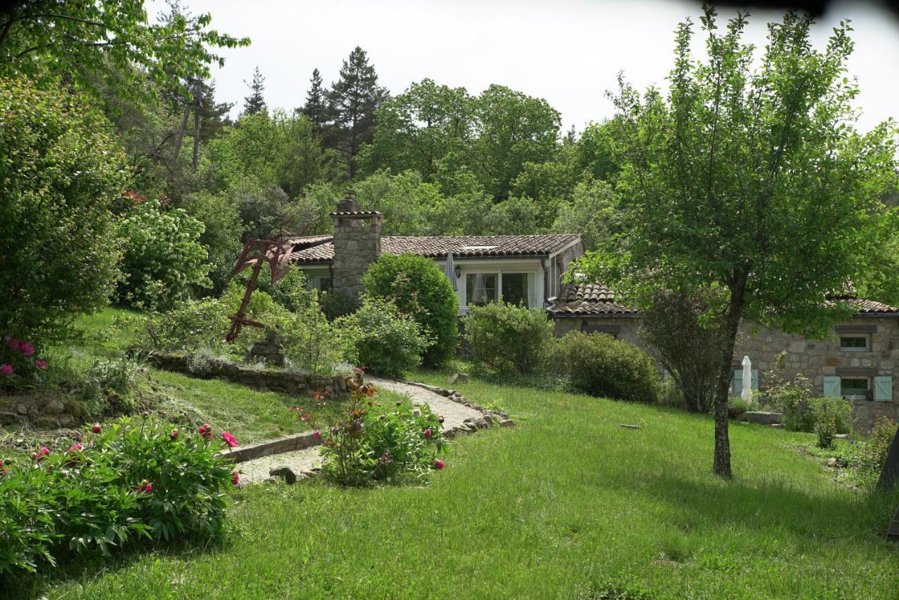 Les Grangeonnes, Gites Nature, Piscine, Bain Nordique, Sauna Pour Accueil Familiale Ou De Groupe Saint-Basile エクステリア 写真